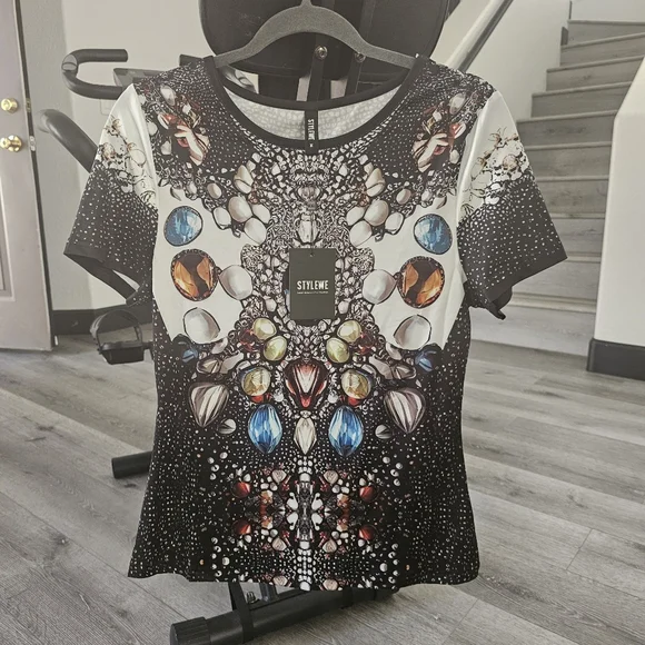 Black and White Beaded Print Women's Top - Picture 3 of 4